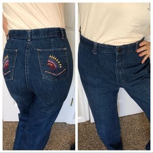 Vintage 70s Embroidered High-rise Jeans 🌈✨